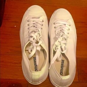 Converse like new size 8